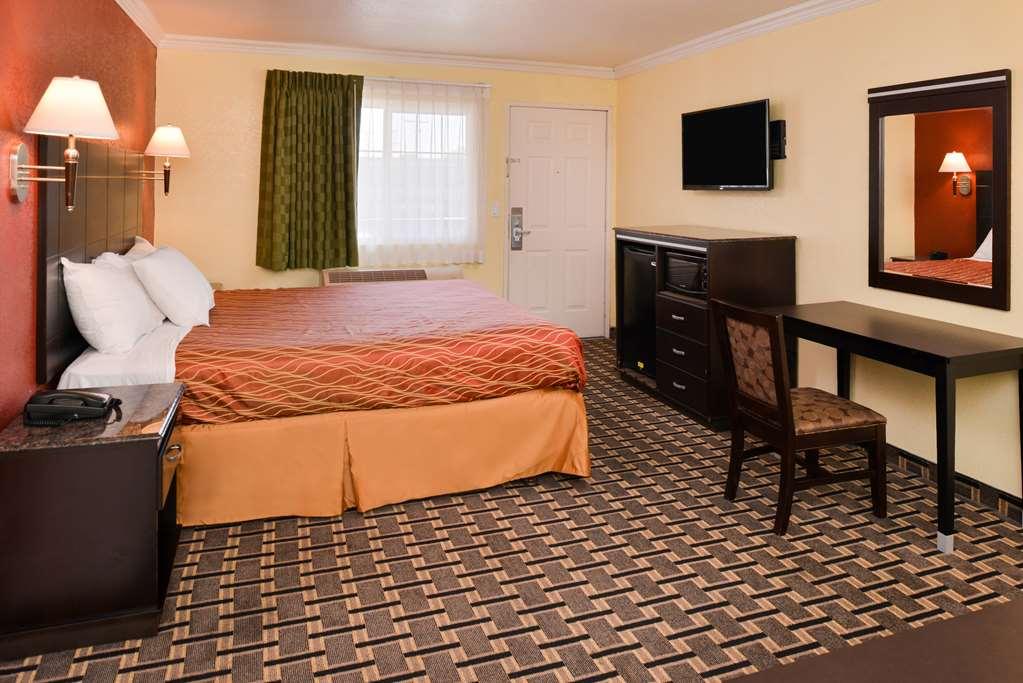 Americas Best Value Inn-Rialto Zimmer foto